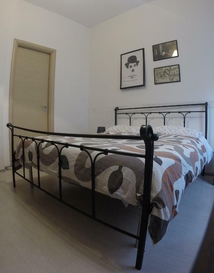 Bed And Breakfast Degli Artisti Cosenza Exterior photo