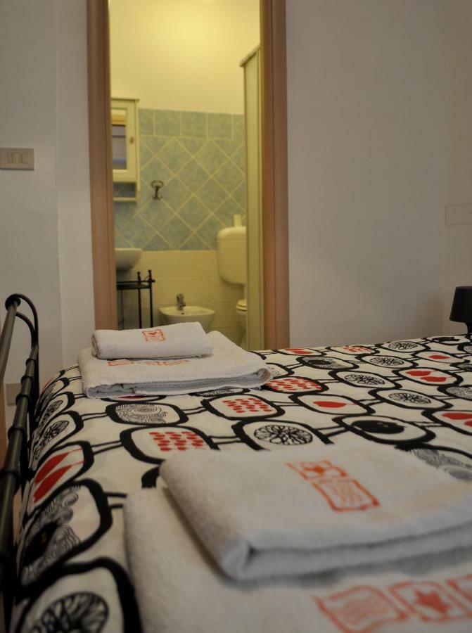 Bed And Breakfast Degli Artisti Cosenza Exterior photo